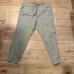 GAP Men's Light Gray Joggers XL